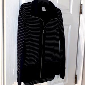 CABI Hi-Lo Zip Up Jacket Sz XS